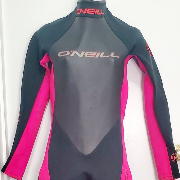 O'neill Other - (SOLD  on EBay) O'neill Women's REACTOR 3/2mm- Back Zip, Full Wetsuit- Blk&Pink